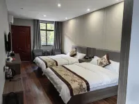 Emei Inn, Nuri Các khách sạn ở Chung Creek Park