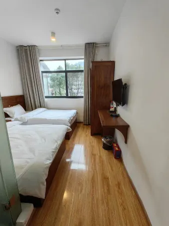 Changshun Shunzhuang No.2 Store Отели рядом с достопримечательностью «Guangshun Prefecture Office Cultural Park»