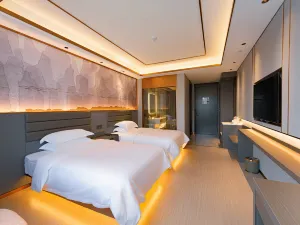Weimin Convention Center Hotel