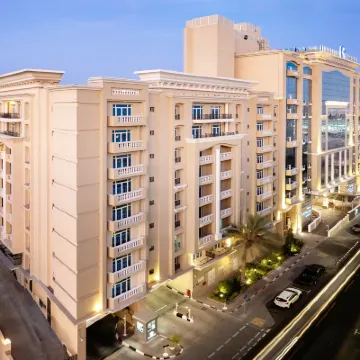 Riviera Rayhaan by Rotana 펄 기념비 주변 호텔