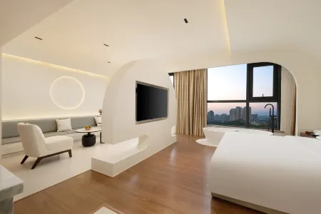 Melo Hotel Отели рядом с достопримечательностью «Luo Binwang Park»