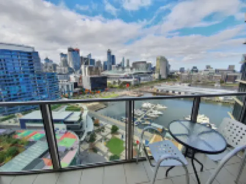 Harbour Escape Apartments