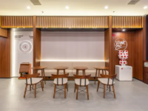 Shangkeyouyue Hotel (Linxia Bafang Shisanshang) فنادق في لينشيا