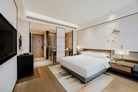 Dajiuhua Hotel (Mount Jiuhua) Отели рядом с достопримечательностью «Pingtianhu Lotus Platform»