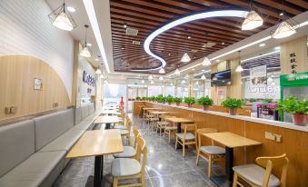 Ruicheng Chain Hotel (Quzhou Longhai Park Branch)