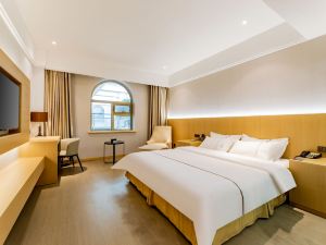 Huayi Select Hotel (Baotou Victoria Commercial Building Baiyun Road)