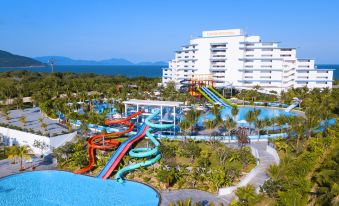 Cam Ranh Riviera Beach Resort & Spa