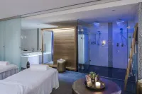 Crowne Plaza HAWKESBURY VALLEY by IHG - spa