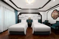 Catherine Cruises