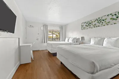 Developer Inn Express Fundamental, a Travelodge by Wyndham Hotel di Kissimmee