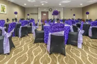 Comfort Suites Southfield-Detroit Hotels in Southfield