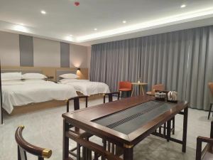 Junyi Hotel (Yucheng Shenglizhen)