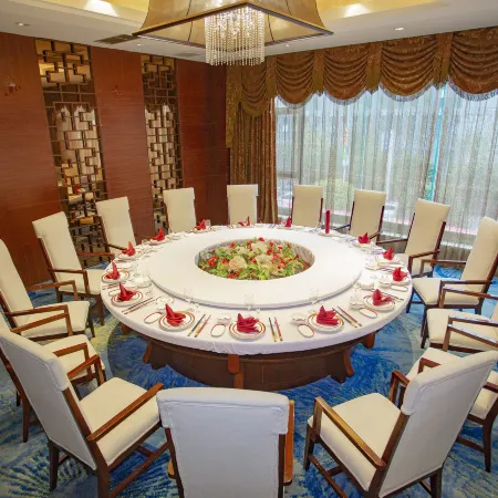 Youyang Wuling Mountain International Hotel