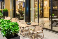 CEO Chenyi Hotel (Jinhua Zhejiang Normal University)