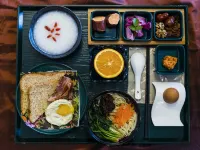 Yanxiu Mountain Residence Hotels near Zhonghe Temple