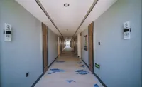 Xinxing Business Hotel