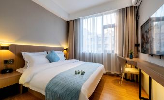 Yiyue Zhilv Hotel (Luohe Renmin Road Changjian Square Branch)