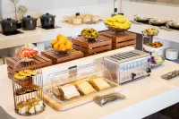 Yitel Collection Hotel (Zhuanghe Municipal Government Xiangyang Road) - breakfast