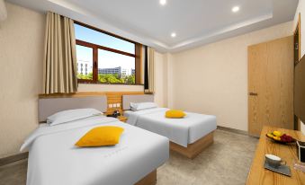 Changbai Arirang Hotel (Yanji Yanbian University Department Store)