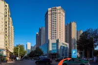 Orange Hotel (Xining Railway Station Branch) - parking