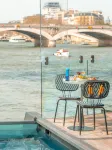 Hotel Off Paris Seine - Rooftop Pools