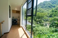 Runi Suoyuan Homestay (Guangwushan Scenic Area)