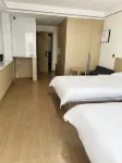 Chifeng Xibo Yuncheng Homestay (Wanda Plaza Chifeng Hongshan)
