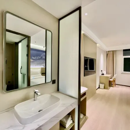 Boyue International Hotel (Chaka)