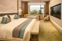 Luohe Junhao Licheng Hotel