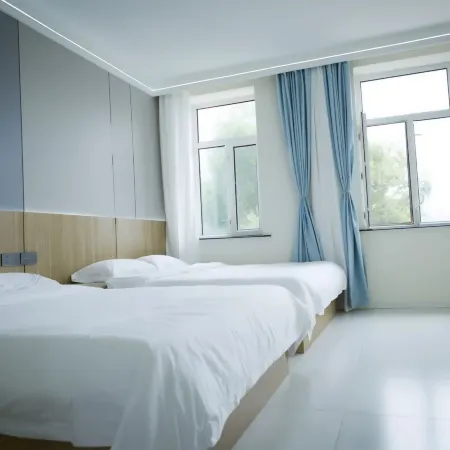 Jingbo Lake is a homestay on the water side