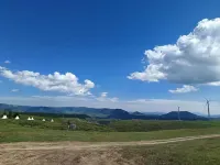 Xiaotianshan Serene Cottage