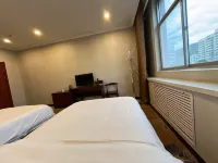 Yuzhong Hongshan Express Hotel