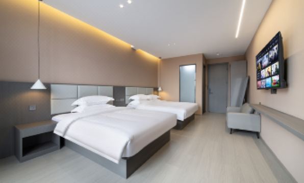 Mogan Island home for your parents and children (Yu Village Plaza Store)