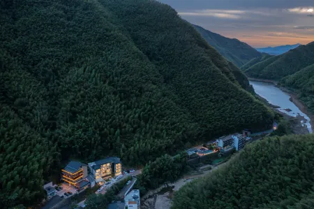 Anji Riverside Inn Отели рядом с достопримечательностью «shi ling cun»