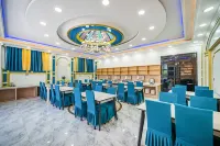 Fuji International Hotel (Kashgar Wanda Plaza International Exhibition Center)
