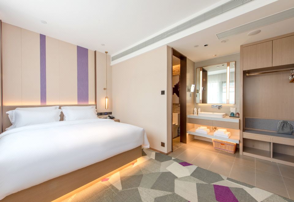 2. 라방 호텔 · ..