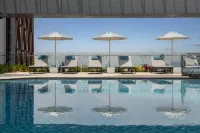 Crowne Plaza KUALA LUMPUR CITY CENTRE by IHG - Rooftop Pools