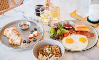 THEE Bangkok by TH District