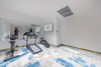 Rezen (Yining Administrative Service Center) - Spor Salonu