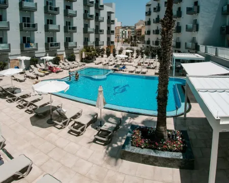 Pebbles Resort Hotels in Bugibba