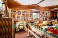 Ambra Cortina Luxury&Fashion Hotel