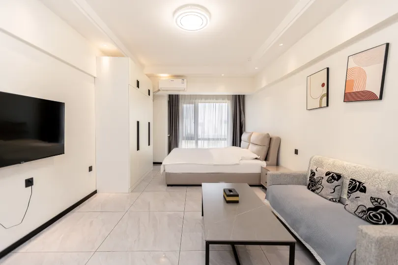Nakura Light Luxury Apartment