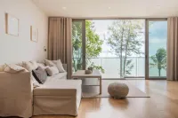 Sandbox Beachfront Villa3