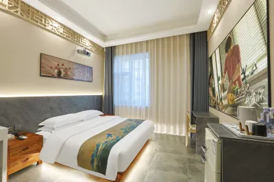 雲隱•樸舍｜AESTHETIC•FASHION設計民宿（延吉延邊大學網紅牆店） 鄰近延邊大學網紅牆的酒店