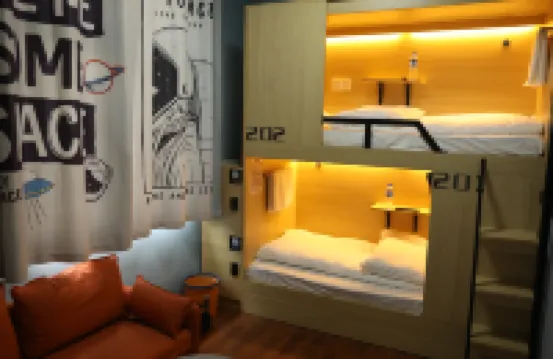 Shangri La Danshe Homestay (Dukezong Ancient City Branch)