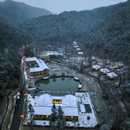 Zhiqing Xiaozhai Homestay