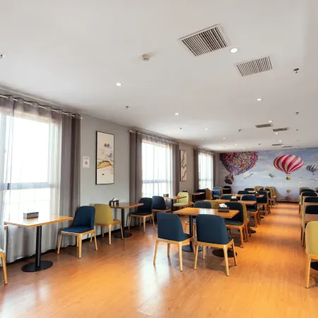 Greentree Inn (Jiyuan Xinyao City Square Branch)