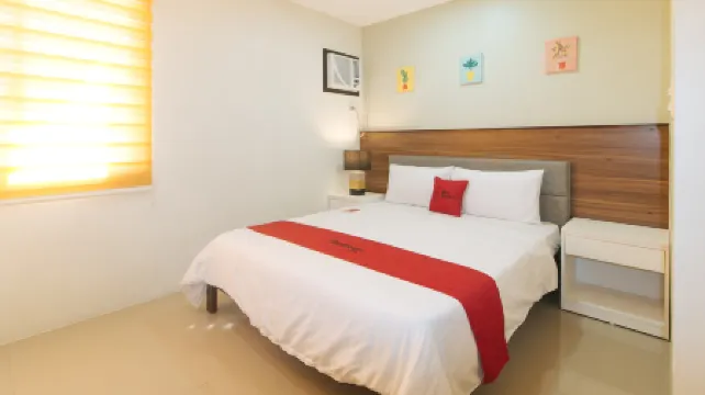 RedDoorz @ Leoncia Apartelle Mandaue City Отели рядом с достопримечательностью «Mandani Bay»