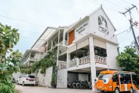 Mambo Hill Resort Hotels near Kelingking Beach