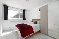 A Stunning Flat in London, Gants Hill Hotels in Redbridge